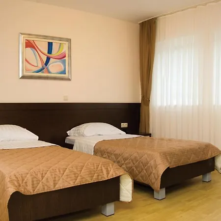 Otel Orka 3*